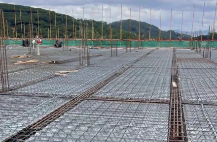 Ligne de production de composants en b&eacute;ton pr&eacute;fabriqu&eacute; intelligent